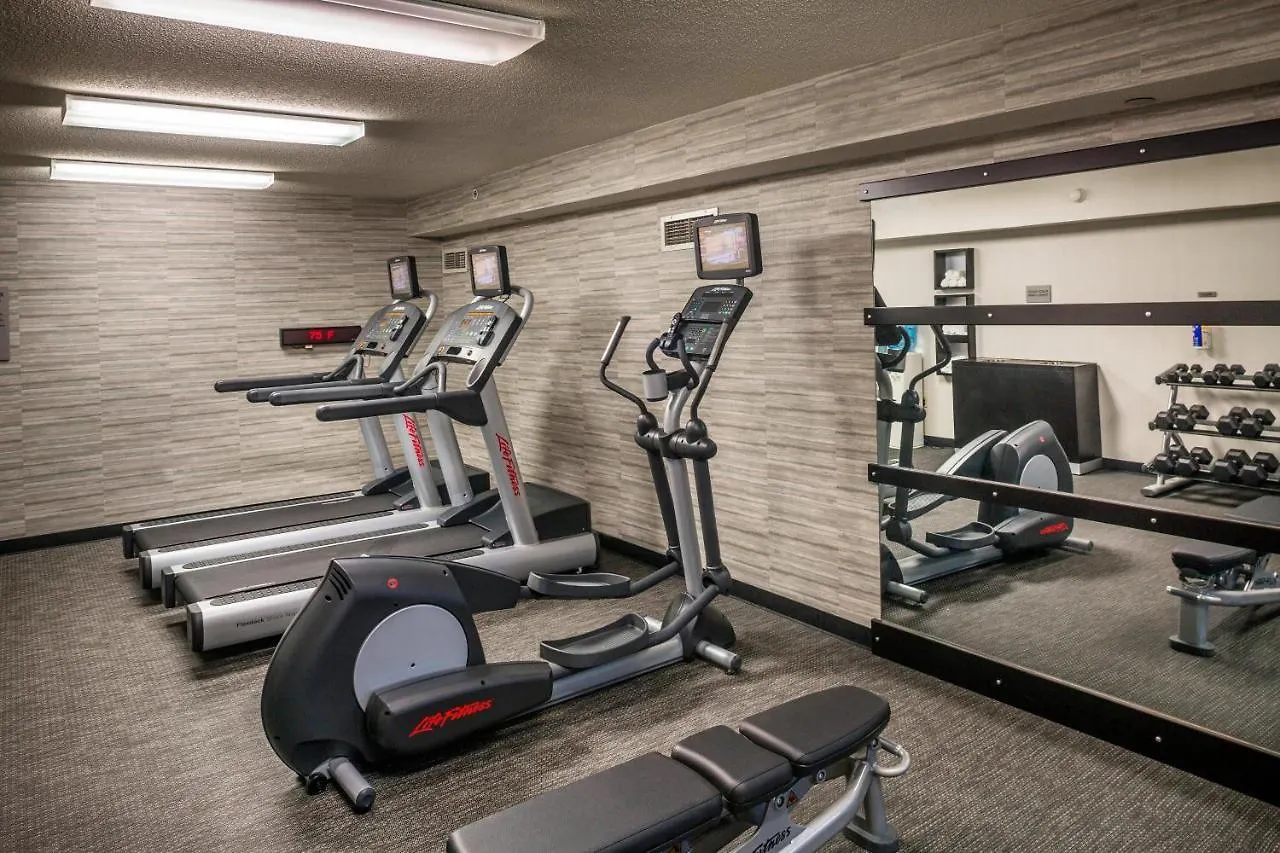 Courtyard By Marriott Norfolk Downtown Hotel